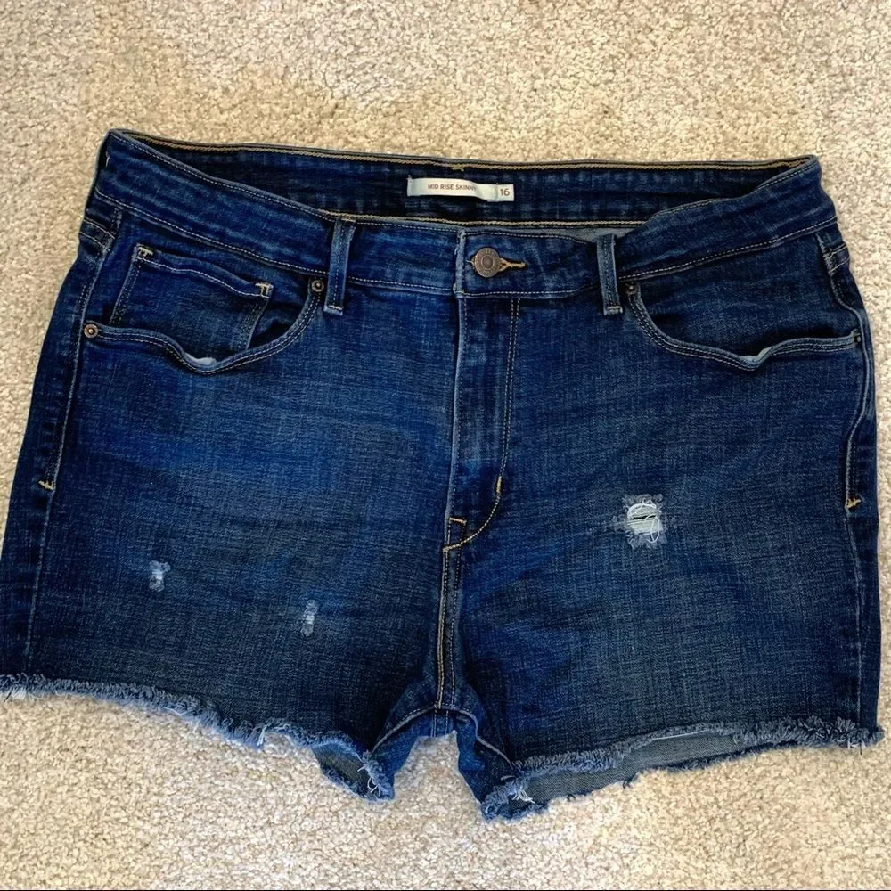 Levi’s‎ Midrise Denim Shorts 16